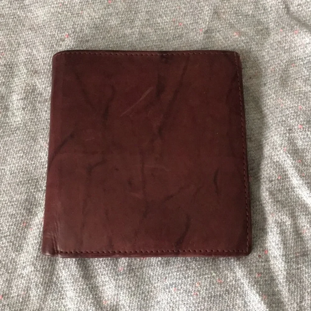 Handcrafted Genuine Leather Billfold Wallet